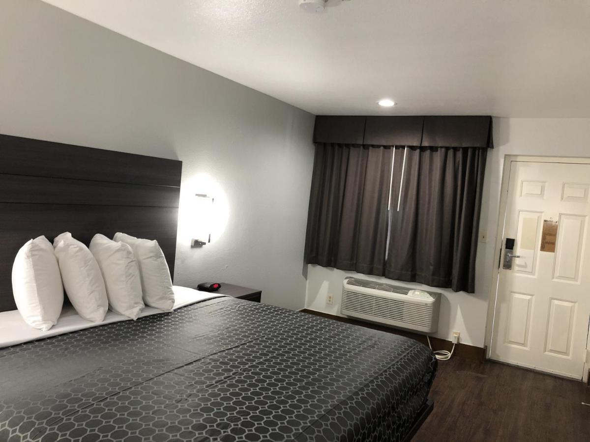 Blue Way Inn By Jasper Near Frost Bank Center Σαν Αντόνιο Εξωτερικό φωτογραφία